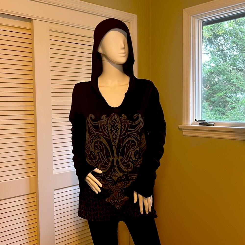 J.T.B. Black Sweater Fleur de Lis women size XL